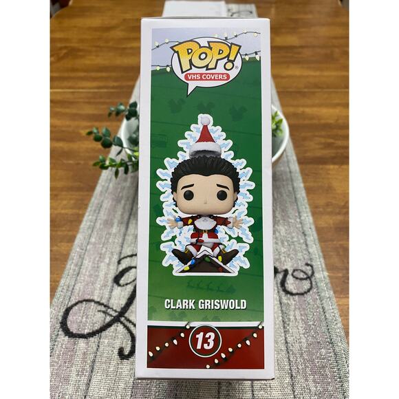 Funko Pop VHS Covers:  Christmas Vacation - Clark Griswold - Picture 4 of 6